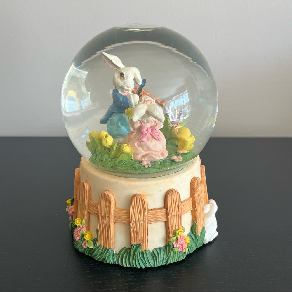 Silvestri Bunny Cellist Water Globe Rare Vintage - Picture 7 of 10